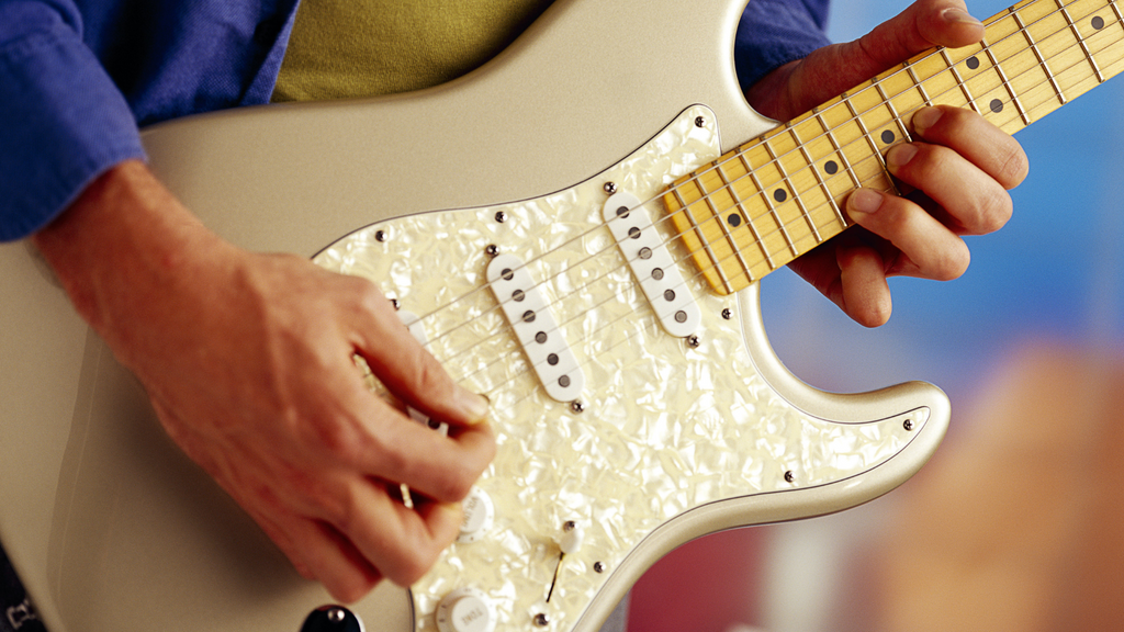 5 Essential Guitar Picking Techniques to Use with Your Attak Piks